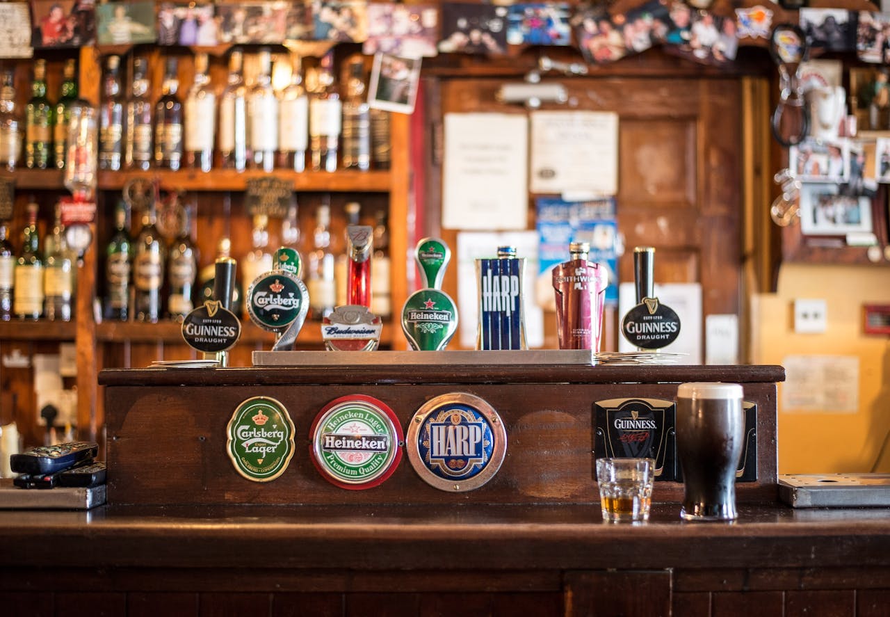 best pubs in Goa