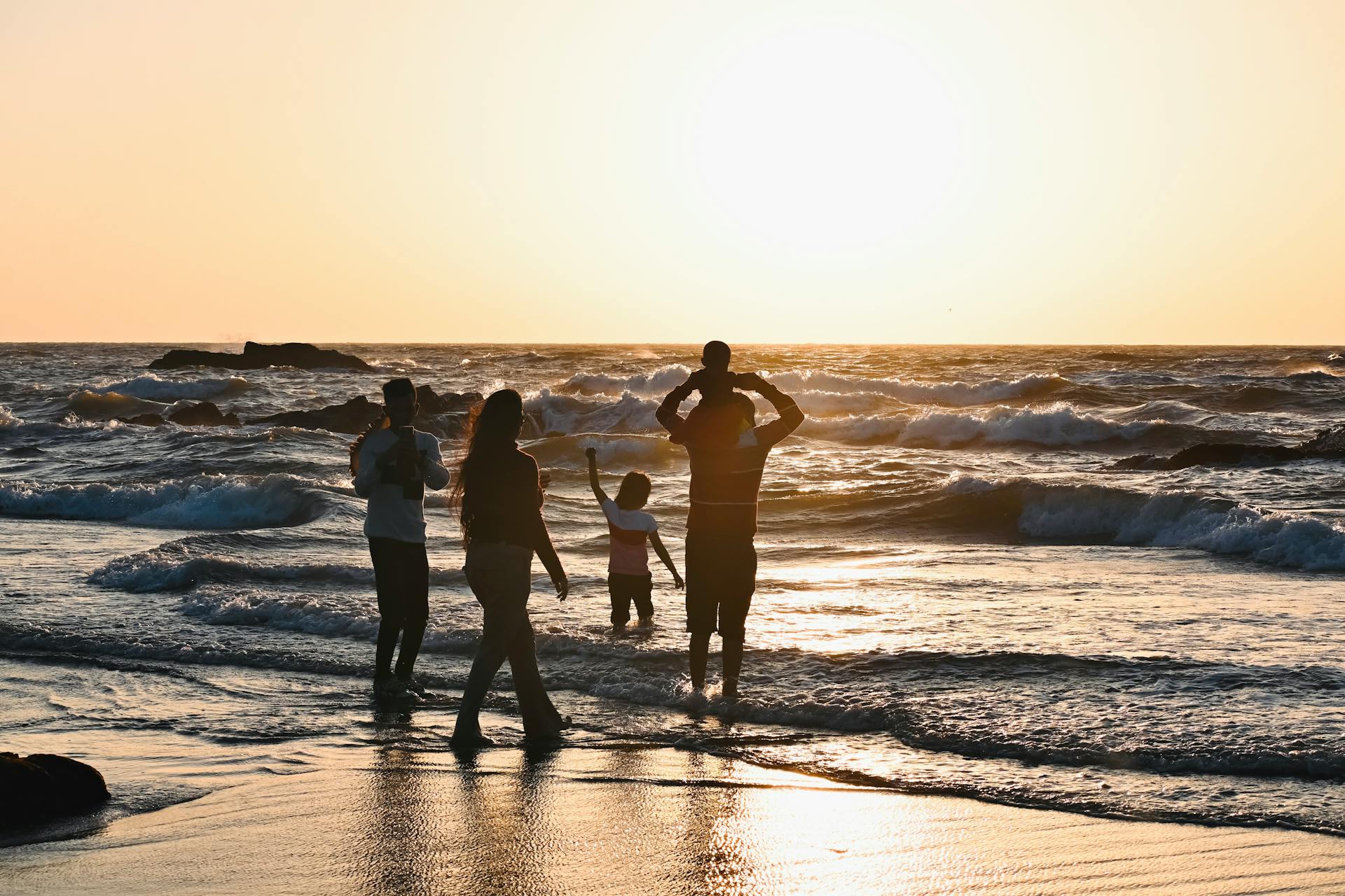 Which Goa is Best for Family: A Complete Guide to Choosing North or South Goa?
